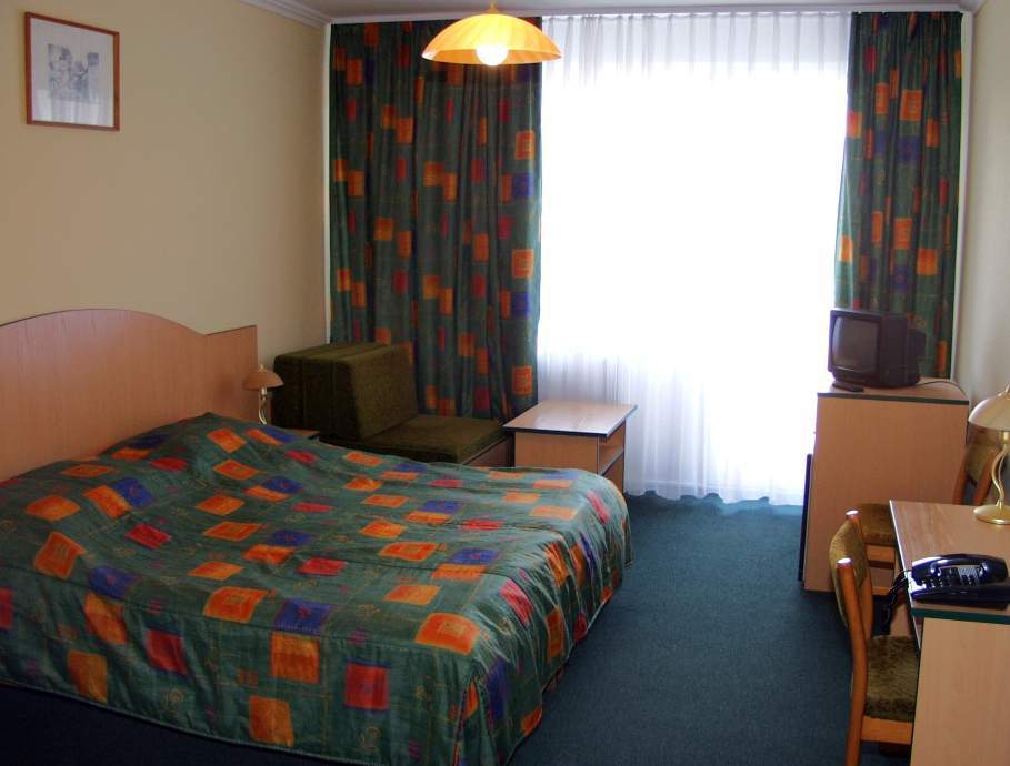 Hotel Magistern Siofok Exterior photo